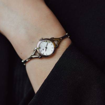 Henriette 671633 Watch - Lip