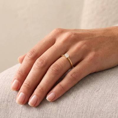 Bague de Fiançailles Solitaire Diamant de Synthèse Forme Princesse 1,00 ct en Or Jaune 750 - Amore