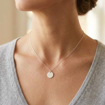 15 mm 375 or 750 White Gold Engravable Round Pendant - Emanessence