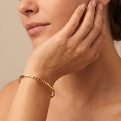 Yellow Gold-Plated Round Wire Bangle Bracelet, 63 mm Diameter, 3.50 mm Width - Emanessence