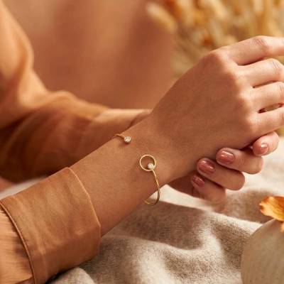Gold-Plated Round Open Bangle Bracelet with Cubic Zirconia, 58 x 48 mm - Naïades