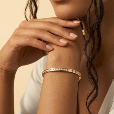 Gold-Plated Cubic Zirconia Tennis-Style Hinged Bangle Bracelet, 65 x 50 mm - Naïades