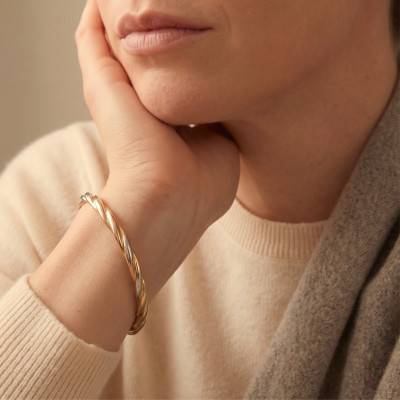 375/1000 Three-Tone Gold Twisted Bangle, 52 mm x 60 mm, 4 mm Wide - Emanessence
