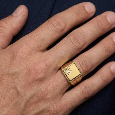 375 Yellow Gold Faceted Square Signet Ring - Imperium