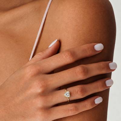 Bague Solitaire Diamant Cœur de Synthèse 1,00 ct en Or Jaune 375 - Amore
