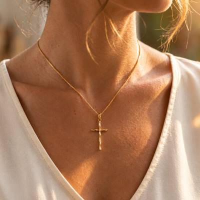 375 Yellow Gold Cross Pendant, 34 x 17 mm - Lumiosa
