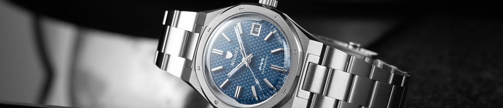 Montres Nivada Grenchen F77