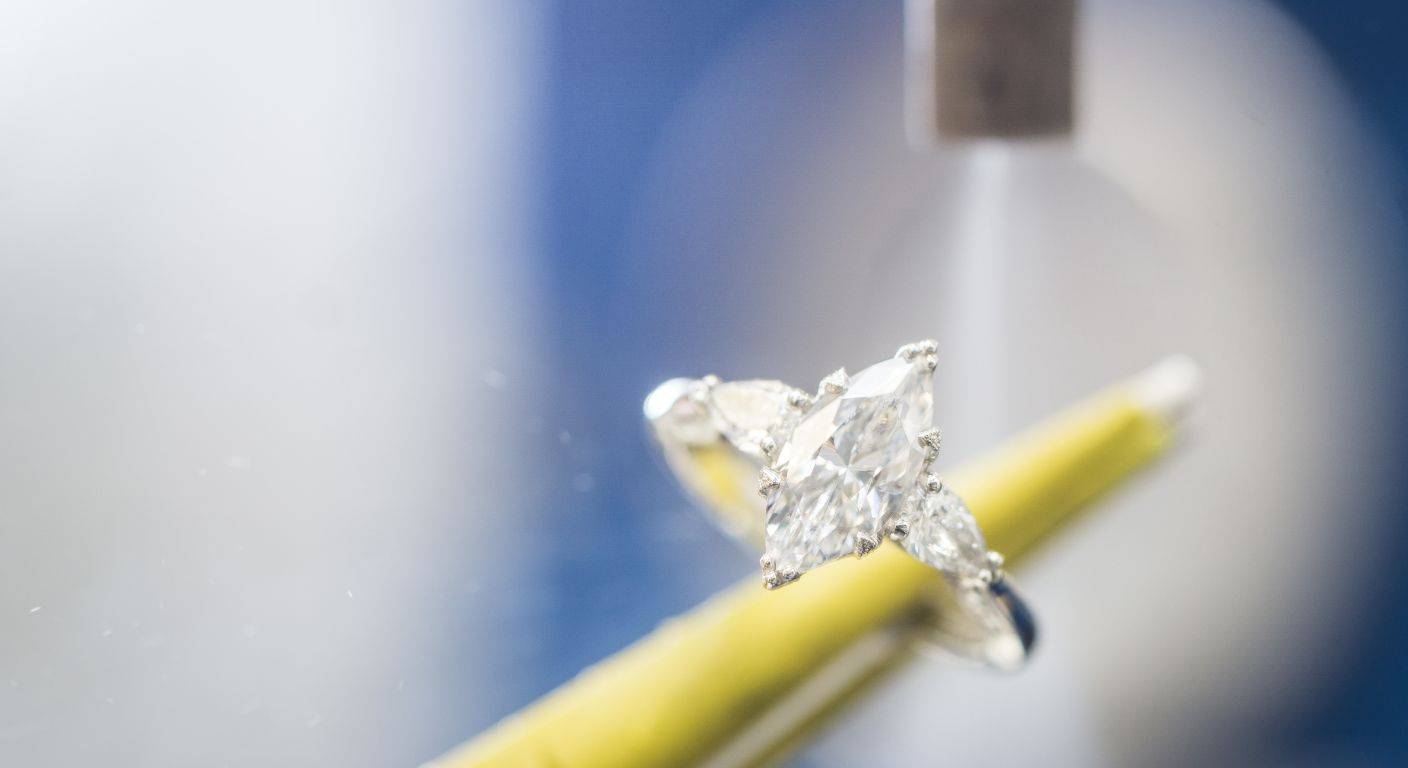 When Should You See a Professional Jeweler for Silver Jewelry Care?