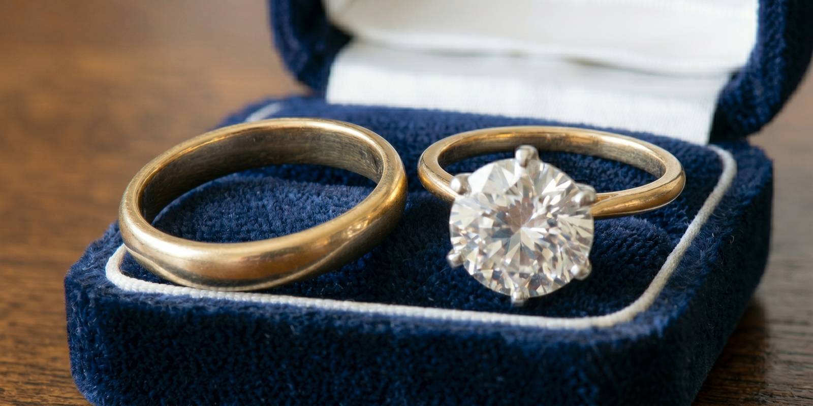bague de fiancailles alliance de mariage accord de style