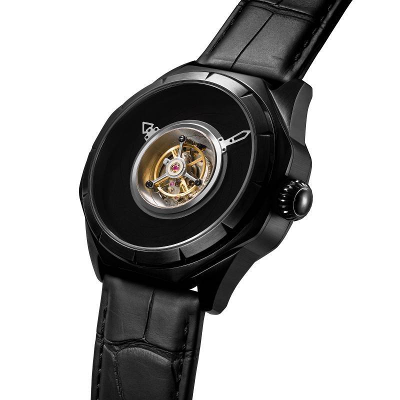 Montre The Wormhole Black Corner x Blackout Watches