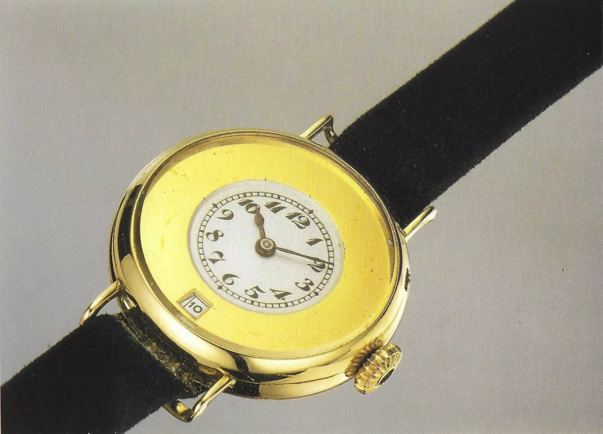 Movado à complication date, 1915 (Source : Fritz von Osterhausen's - « The Movado History »)