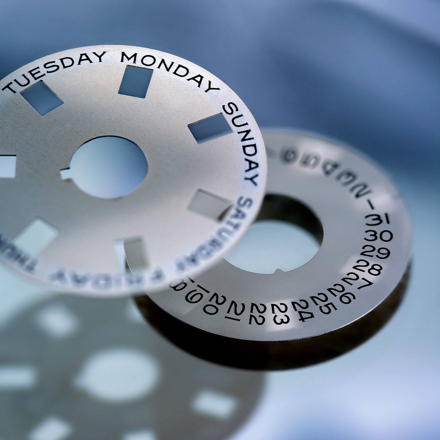 Disques jour et date d'une montre Rolex Day-Date (Source : Monochrome Watches)
