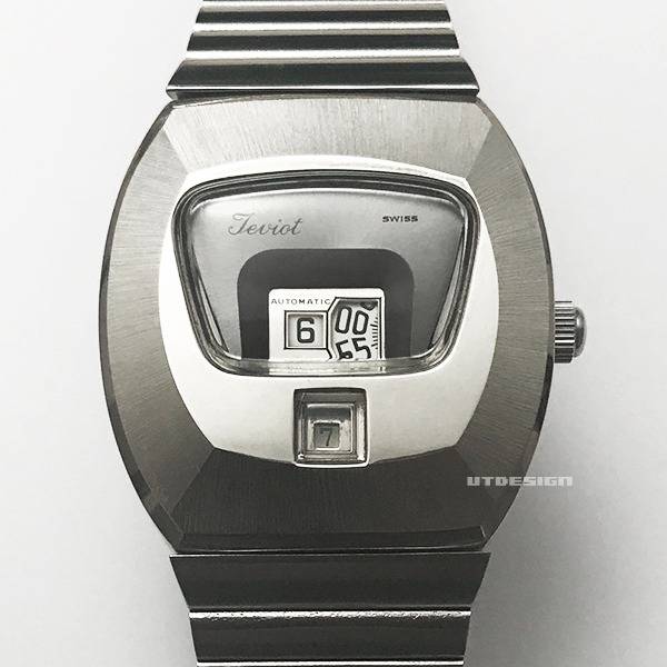 Montre Teviot à heure sautante s'apparentant au style « Space Age » (Source : UTDESIGN)