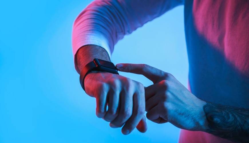 Les avantages des montres à écran couleur