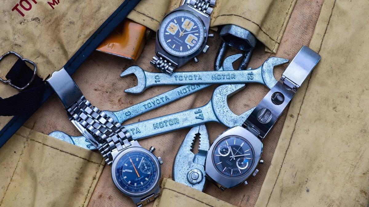 Plusieurs montres chronographe de sport auto vintage (Source : Vintage View)