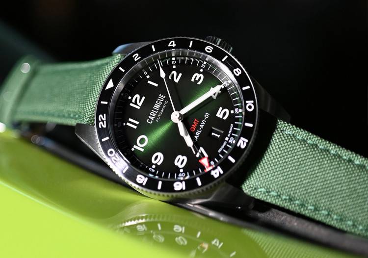 Montre Carlingue