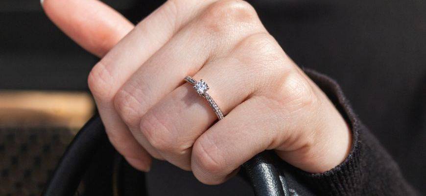 Comment choisir sa bague de fiançailles ?