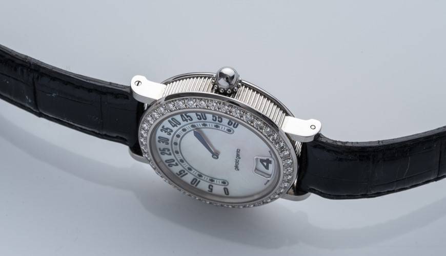 La complication Heure Sautante